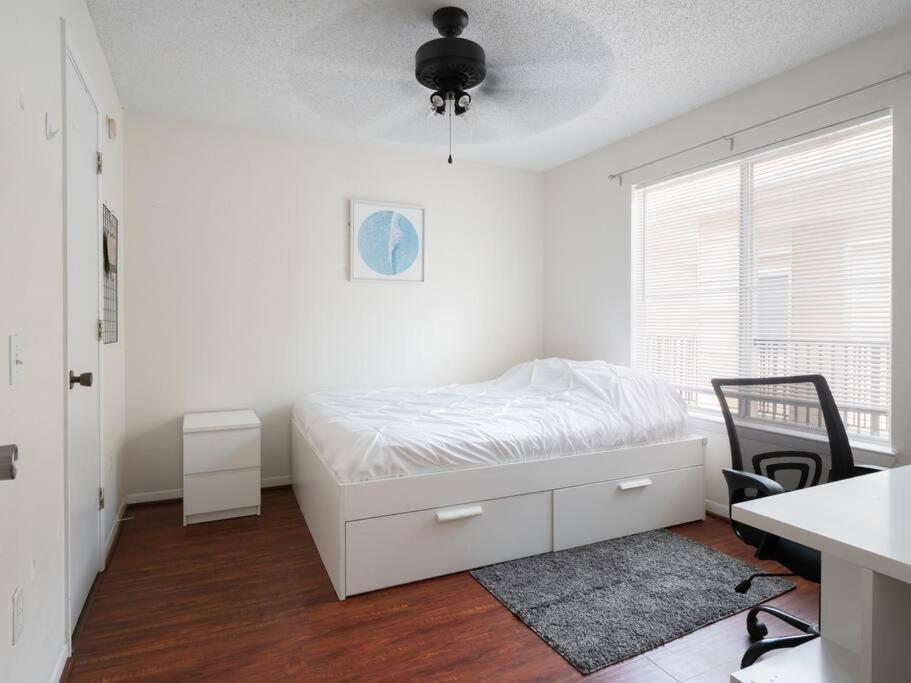 Spacious Condo Mins To Shands, University, & Downtown! Gainesville Eksteriør bilde