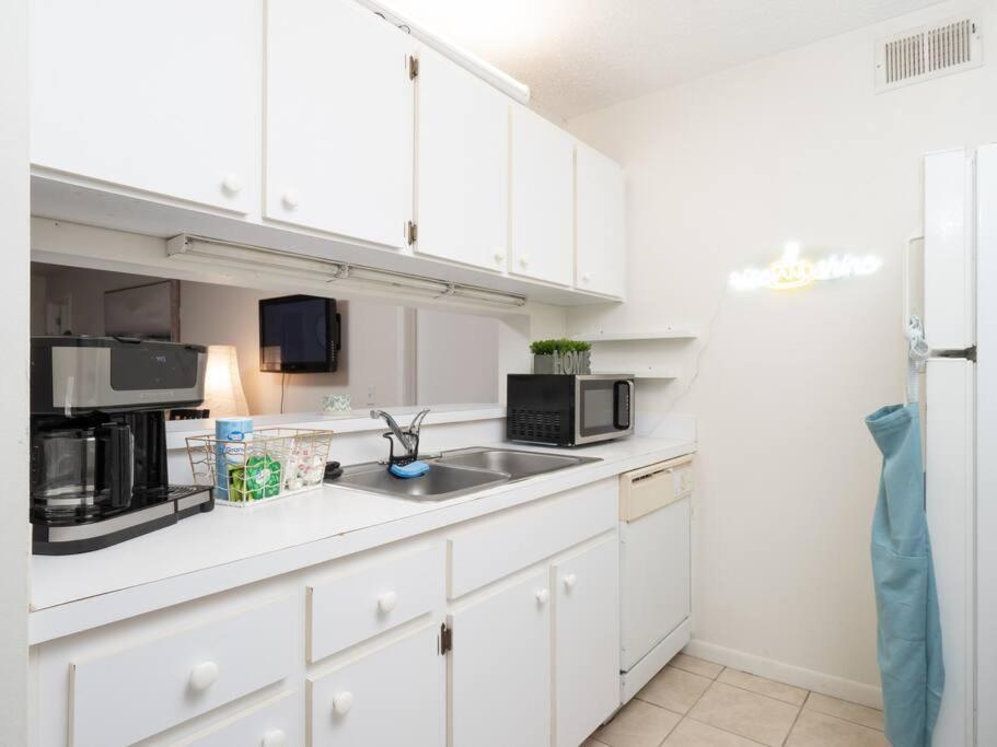 Spacious Condo Mins To Shands, University, & Downtown! Gainesville Eksteriør bilde